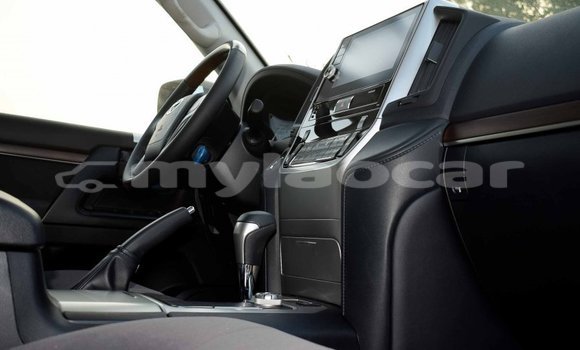 Buy Import Toyota Land Cruiser Other Car in Import - Dubai in Attapeu Province Buy Import Toyota Land Cruiser Other Car in Import - Dubai in Attapeu Province