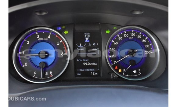 Acheter Import Voiture Toyota Hilux Noir à Import - Dubai, Attapeu Province Acheter Import Voiture Toyota Hilux Noir à Import - Dubai, Attapeu Province