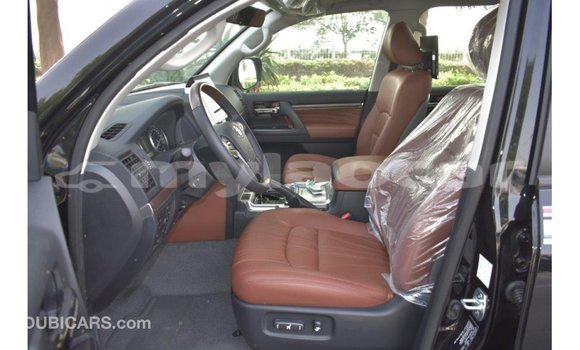 Acheter Import Voiture Toyota Land Cruiser Noir à Import - Dubai, Attapeu Province Acheter Import Voiture Toyota Land Cruiser Noir à Import - Dubai, Attapeu Province
