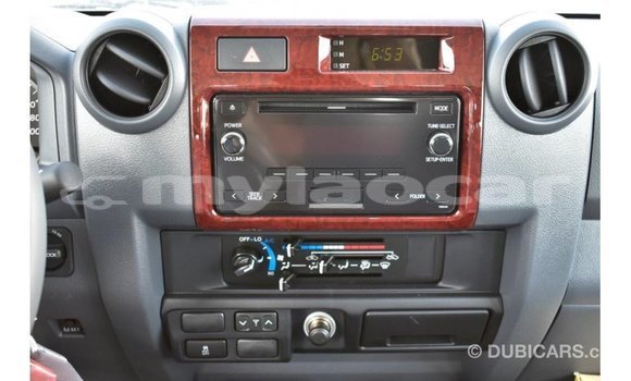 Acheter Import Voiture Toyota Land Cruiser Autre à Import - Dubai, Attapeu Province Acheter Import Voiture Toyota Land Cruiser Autre à Import - Dubai, Attapeu Province