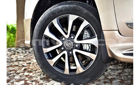 Buy Import Toyota Land Cruiser Other Car in Import - Dubai in Attapeu Province Buy Import Toyota Land Cruiser Other Car in Import - Dubai in Attapeu Province