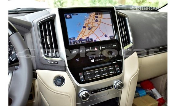 Buy Import Toyota Land Cruiser White Car in Import - Dubai in Attapeu Province Buy Import Toyota Land Cruiser White Car in Import - Dubai in Attapeu Province