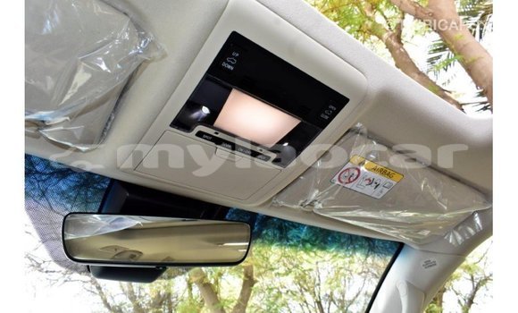 Buy Import Toyota Land Cruiser White Car in Import - Dubai in Attapeu Province Buy Import Toyota Land Cruiser White Car in Import - Dubai in Attapeu Province