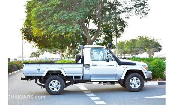 Buy Import Toyota Land Cruiser Other Car in Import - Dubai in Attapeu Province Buy Import Toyota Land Cruiser Other Car in Import - Dubai in Attapeu Province