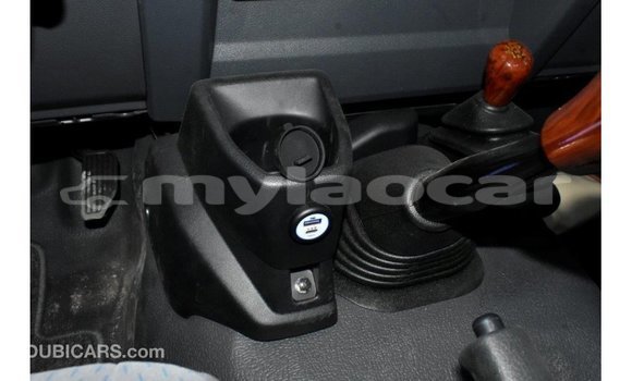 Buy Import Toyota Land Cruiser Other Car in Import - Dubai in Attapeu Province Buy Import Toyota Land Cruiser Other Car in Import - Dubai in Attapeu Province