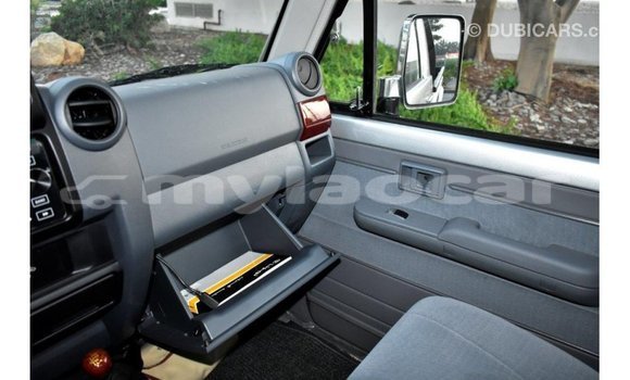 Buy Import Toyota Land Cruiser Other Car in Import - Dubai in Attapeu Province Buy Import Toyota Land Cruiser Other Car in Import - Dubai in Attapeu Province