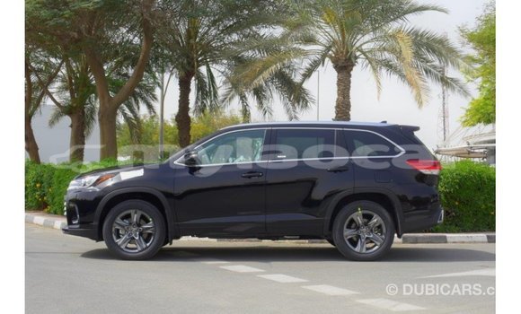 Acheter Import Voiture Toyota Highlander Noir à Import - Dubai, Attapeu Province Acheter Import Voiture Toyota Highlander Noir à Import - Dubai, Attapeu Province