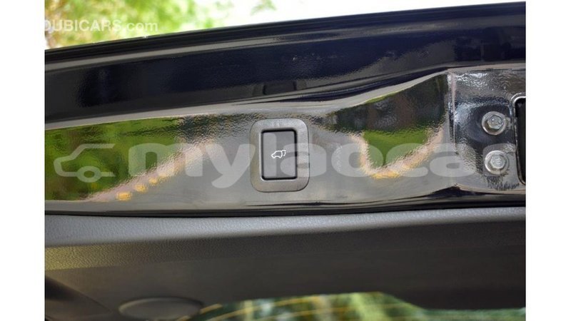 Big with watermark toyota highlander attapeu province import dubai 1975