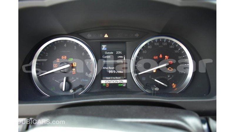 Big with watermark toyota highlander attapeu province import dubai 1975