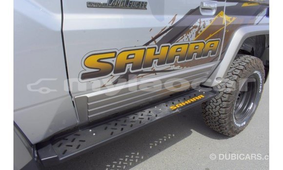 Acheter Import Voiture Toyota Land Cruiser Autre à Import - Dubai, Attapeu Province Acheter Import Voiture Toyota Land Cruiser Autre à Import - Dubai, Attapeu Province