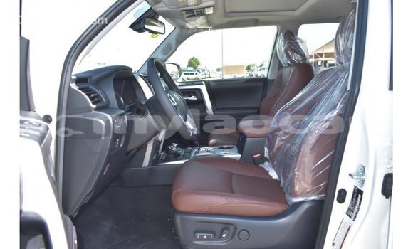 Buy Import Toyota 4Runner White Car in Import - Dubai in Attapeu Province Buy Import Toyota 4Runner White Car in Import - Dubai in Attapeu Province