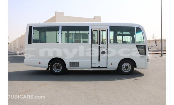 Buy Import Nissan Evalia White Truck in Import - Dubai in Attapeu Province Buy Import Nissan Evalia White Truck in Import - Dubai in Attapeu Province