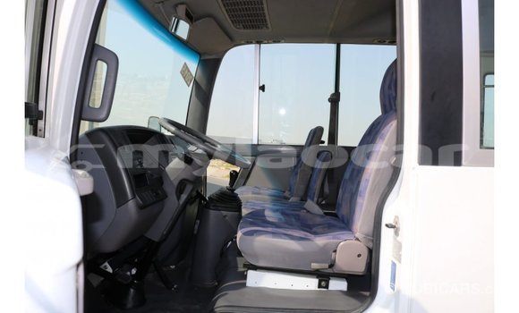 Buy Import Nissan Evalia White Truck in Import - Dubai in Attapeu Province Buy Import Nissan Evalia White Truck in Import - Dubai in Attapeu Province
