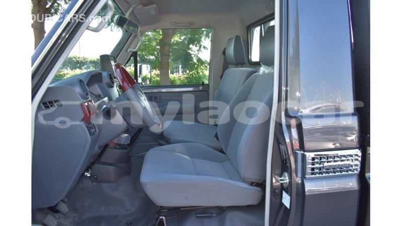 Big with watermark toyota land cruiser attapeu province import dubai 1988