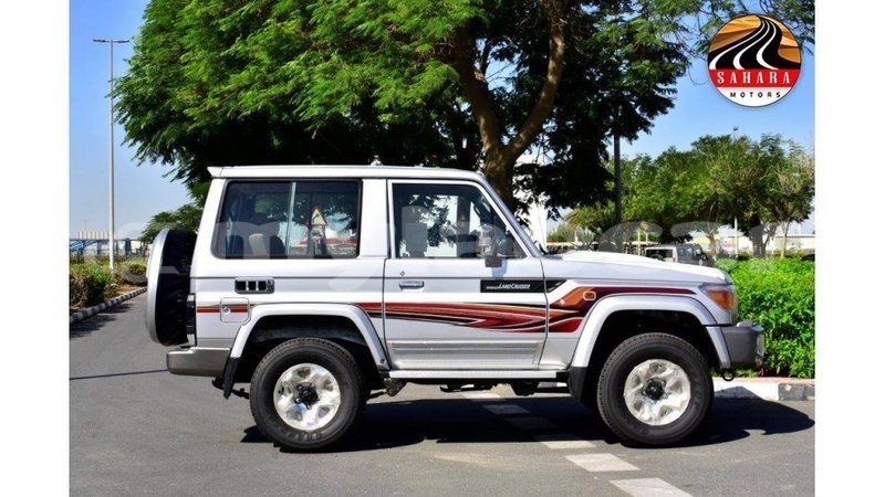 Big with watermark toyota land cruiser attapeu province import dubai 1989