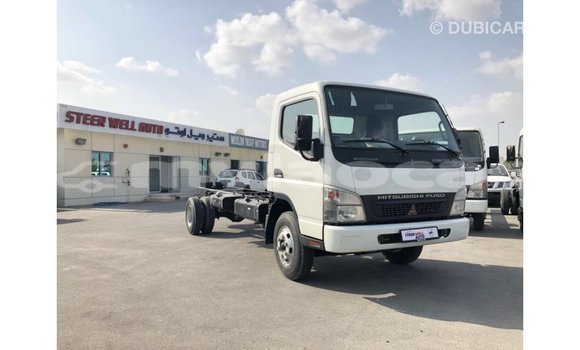 Buy Import Mitsubishi L400 White Truck in Import - Dubai in Attapeu Province Buy Import Mitsubishi L400 White Truck in Import - Dubai in Attapeu Province
