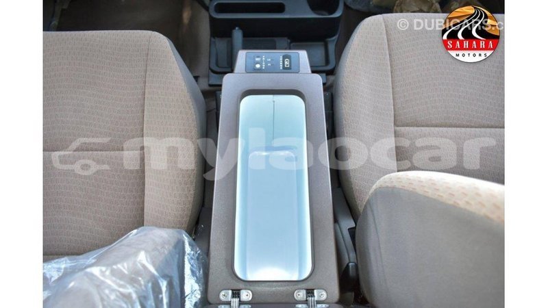 Big with watermark toyota land cruiser attapeu province import dubai 1989