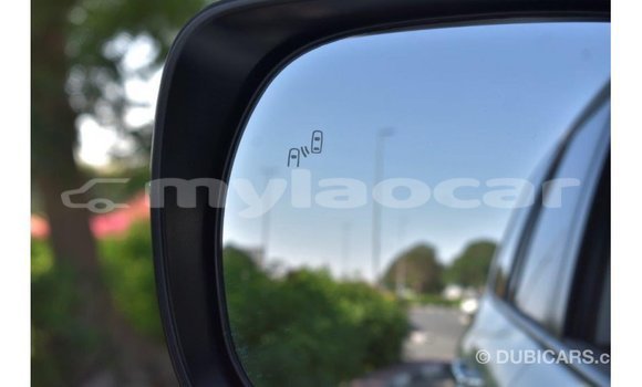 Buy Import Toyota Land Cruiser White Car in Import - Dubai in Attapeu Province Buy Import Toyota Land Cruiser White Car in Import - Dubai in Attapeu Province