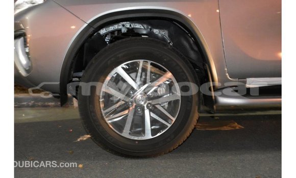 Acheter Import Voiture Toyota Fortuner Autre à Import - Dubai, Attapeu Province Acheter Import Voiture Toyota Fortuner Autre à Import - Dubai, Attapeu Province