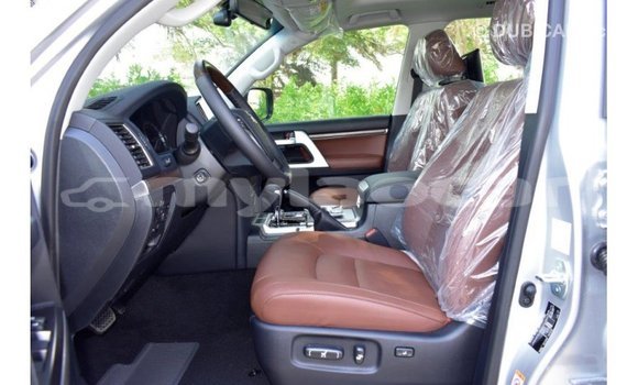 Buy Import Toyota Land Cruiser Other Car in Import - Dubai in Attapeu Province Buy Import Toyota Land Cruiser Other Car in Import - Dubai in Attapeu Province