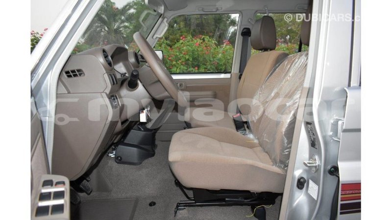 Big with watermark toyota land cruiser attapeu province import dubai 1995