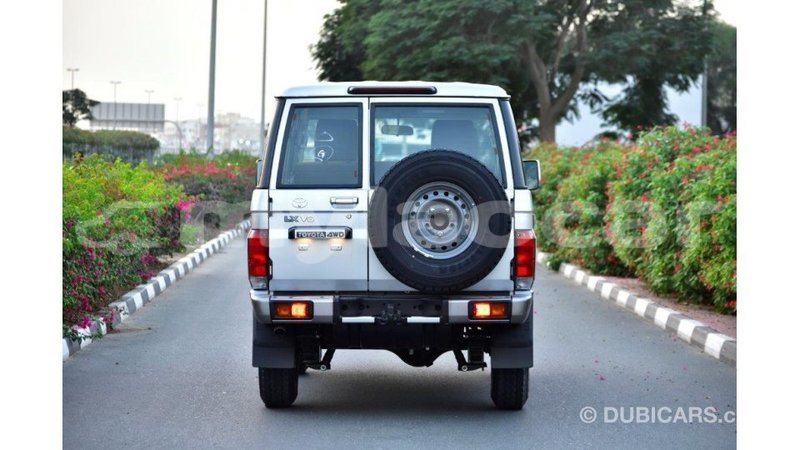 Big with watermark toyota land cruiser attapeu province import dubai 1995