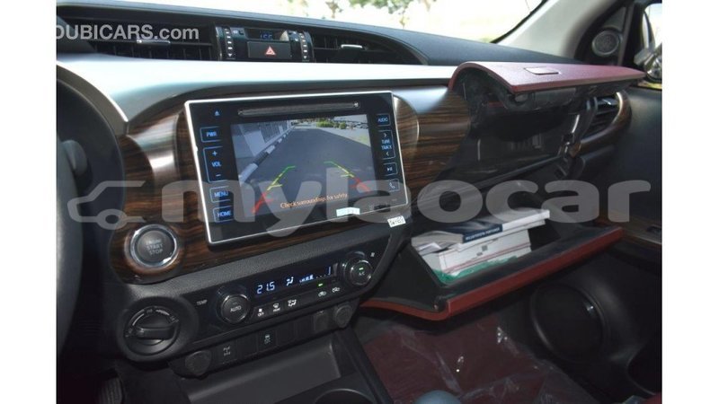 Big with watermark toyota hilux attapeu province import dubai 1996