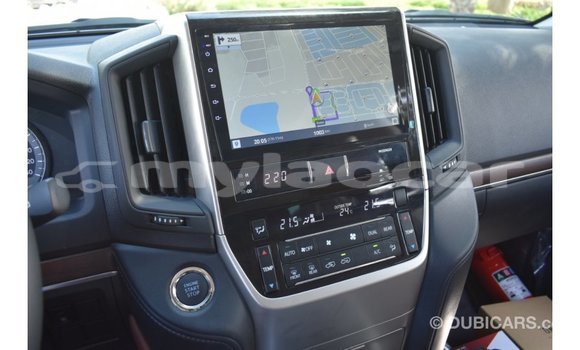 Buy Import Toyota Land Cruiser White Car in Import - Dubai in Attapeu Province Buy Import Toyota Land Cruiser White Car in Import - Dubai in Attapeu Province
