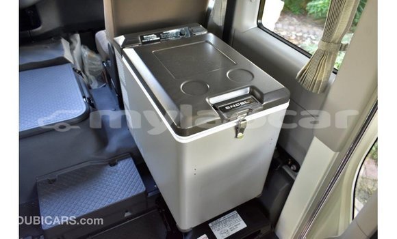 Acheter Import Voiture Toyota Coaster Blanc à Import - Dubai, Attapeu Province Acheter Import Voiture Toyota Coaster Blanc à Import - Dubai, Attapeu Province