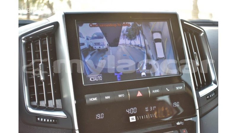 Big with watermark toyota land cruiser attapeu province import dubai 2001