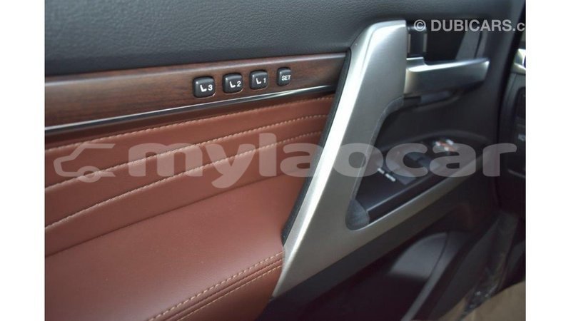 Big with watermark toyota land cruiser attapeu province import dubai 2001