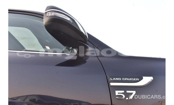 Acheter Import Voiture Toyota Land Cruiser Noir à Import - Dubai, Attapeu Province Acheter Import Voiture Toyota Land Cruiser Noir à Import - Dubai, Attapeu Province