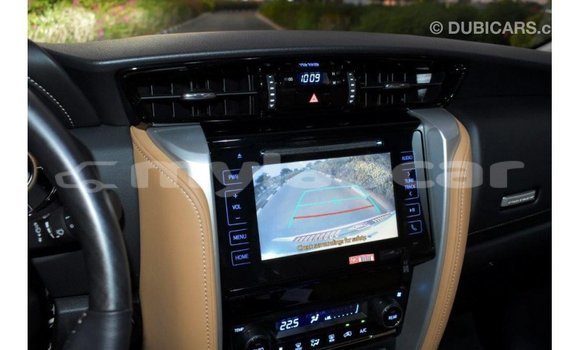 Buy Import Toyota Fortuner White Car in Import - Dubai in Attapeu Province Buy Import Toyota Fortuner White Car in Import - Dubai in Attapeu Province