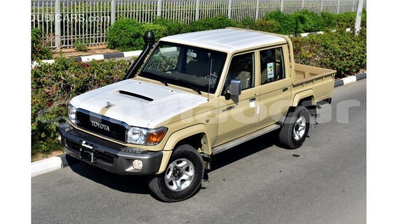 Big with watermark toyota land cruiser attapeu province import dubai 2006