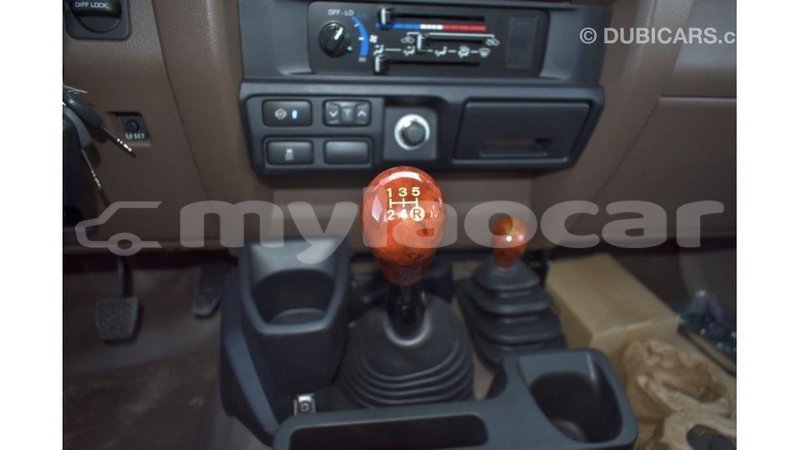 Big with watermark toyota land cruiser attapeu province import dubai 2006