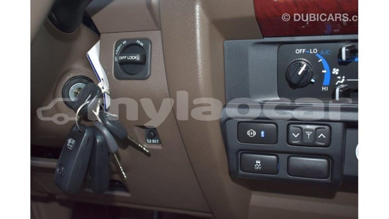 Big with watermark toyota land cruiser attapeu province import dubai 2006