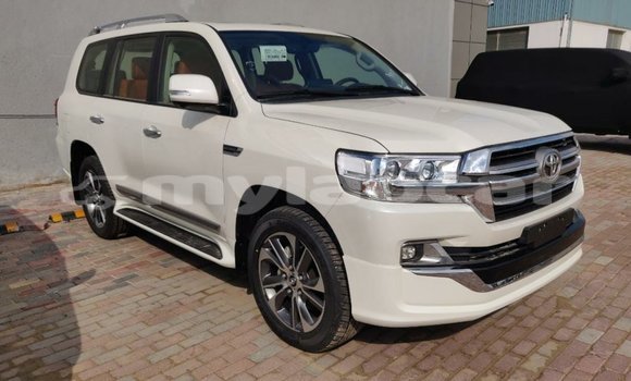Buy Import Toyota Land Cruiser White Car in Import - Dubai in Attapeu Province Buy Import Toyota Land Cruiser White Car in Import - Dubai in Attapeu Province