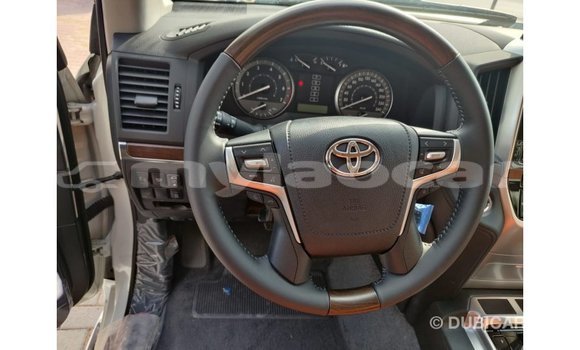 Buy Import Toyota Land Cruiser White Car in Import - Dubai in Attapeu Province Buy Import Toyota Land Cruiser White Car in Import - Dubai in Attapeu Province
