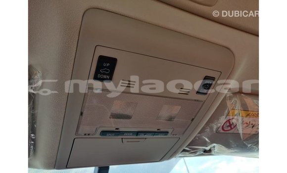 Buy Import Toyota Land Cruiser White Car in Import - Dubai in Attapeu Province Buy Import Toyota Land Cruiser White Car in Import - Dubai in Attapeu Province