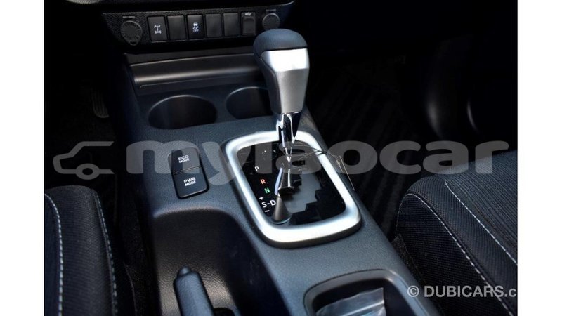 Big with watermark toyota hilux attapeu province import dubai 2012