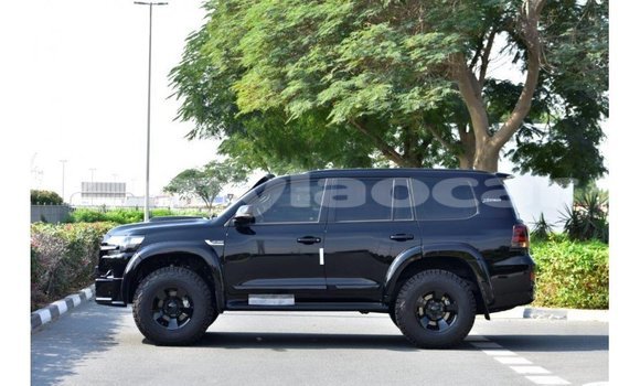 Buy Import Toyota Land Cruiser Black Car in Import - Dubai in Attapeu Province Buy Import Toyota Land Cruiser Black Car in Import - Dubai in Attapeu Province