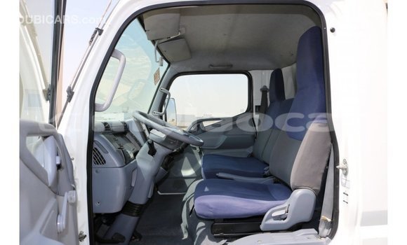 Buy Import Mitsubishi L400 White Truck in Import - Dubai in Attapeu Province