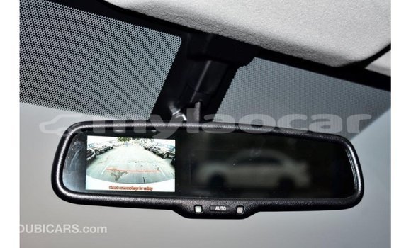 Buy Import Toyota Hiace White Car in Import - Dubai in Attapeu Province Buy Import Toyota Hiace White Car in Import - Dubai in Attapeu Province