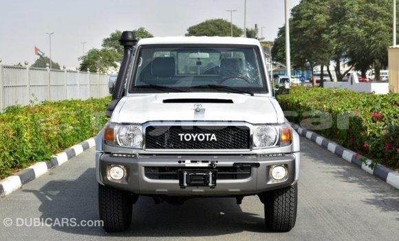 Buy Import Toyota Land Cruiser Other Car in Import - Dubai in Attapeu Province Buy Import Toyota Land Cruiser Other Car in Import - Dubai in Attapeu Province