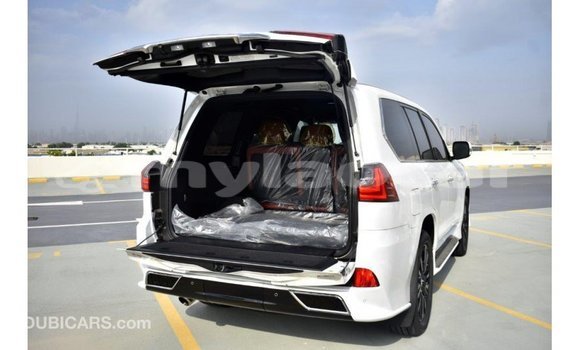 Buy Import Lexus LX White Car in Import - Dubai in Attapeu Province Buy Import Lexus LX White Car in Import - Dubai in Attapeu Province