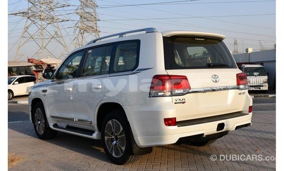 Buy Import Toyota Land Cruiser White Car in Import - Dubai in Attapeu Province Buy Import Toyota Land Cruiser White Car in Import - Dubai in Attapeu Province
