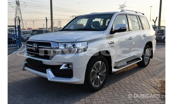 Buy Import Toyota Land Cruiser White Car in Import - Dubai in Attapeu Province Buy Import Toyota Land Cruiser White Car in Import - Dubai in Attapeu Province