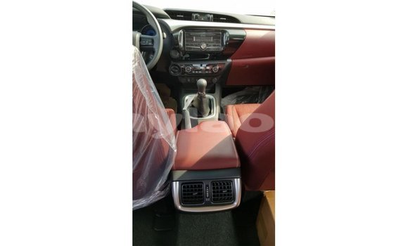 Buy Import Toyota Hilux Blue Car in Import - Dubai in Attapeu Province Buy Import Toyota Hilux Blue Car in Import - Dubai in Attapeu Province