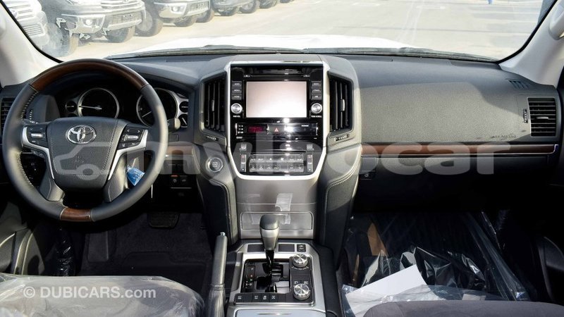 Big with watermark toyota land cruiser attapeu province import dubai 2043