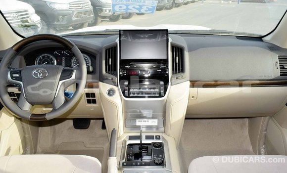 Buy Import Toyota Land Cruiser White Car in Import - Dubai in Attapeu Province Buy Import Toyota Land Cruiser White Car in Import - Dubai in Attapeu Province